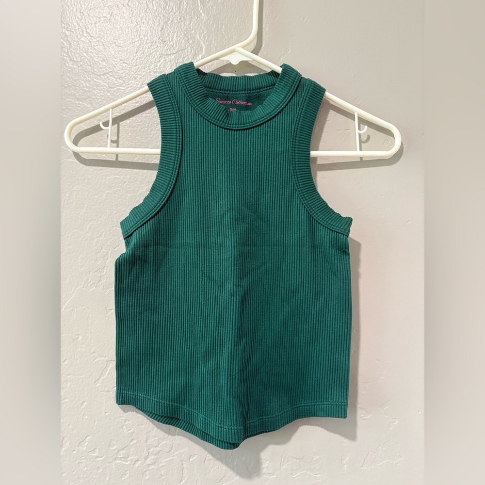Suzette Collection Emerald Green Sleeveless Top
